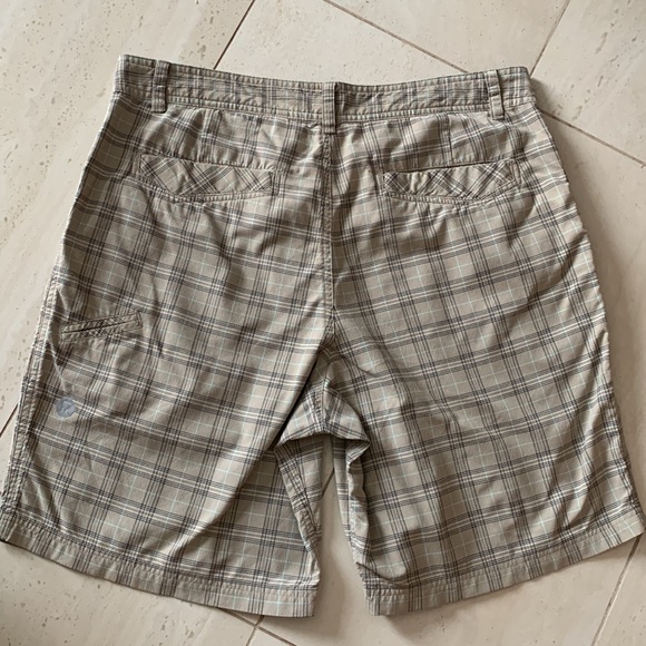 Lululemon mens short - Picture 3 of 7